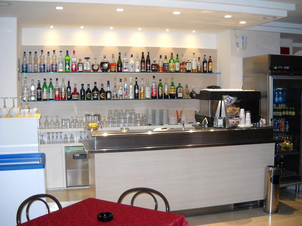 מיסאנו אדריאטיקו Mon Hotel מראה חיצוני תמונה